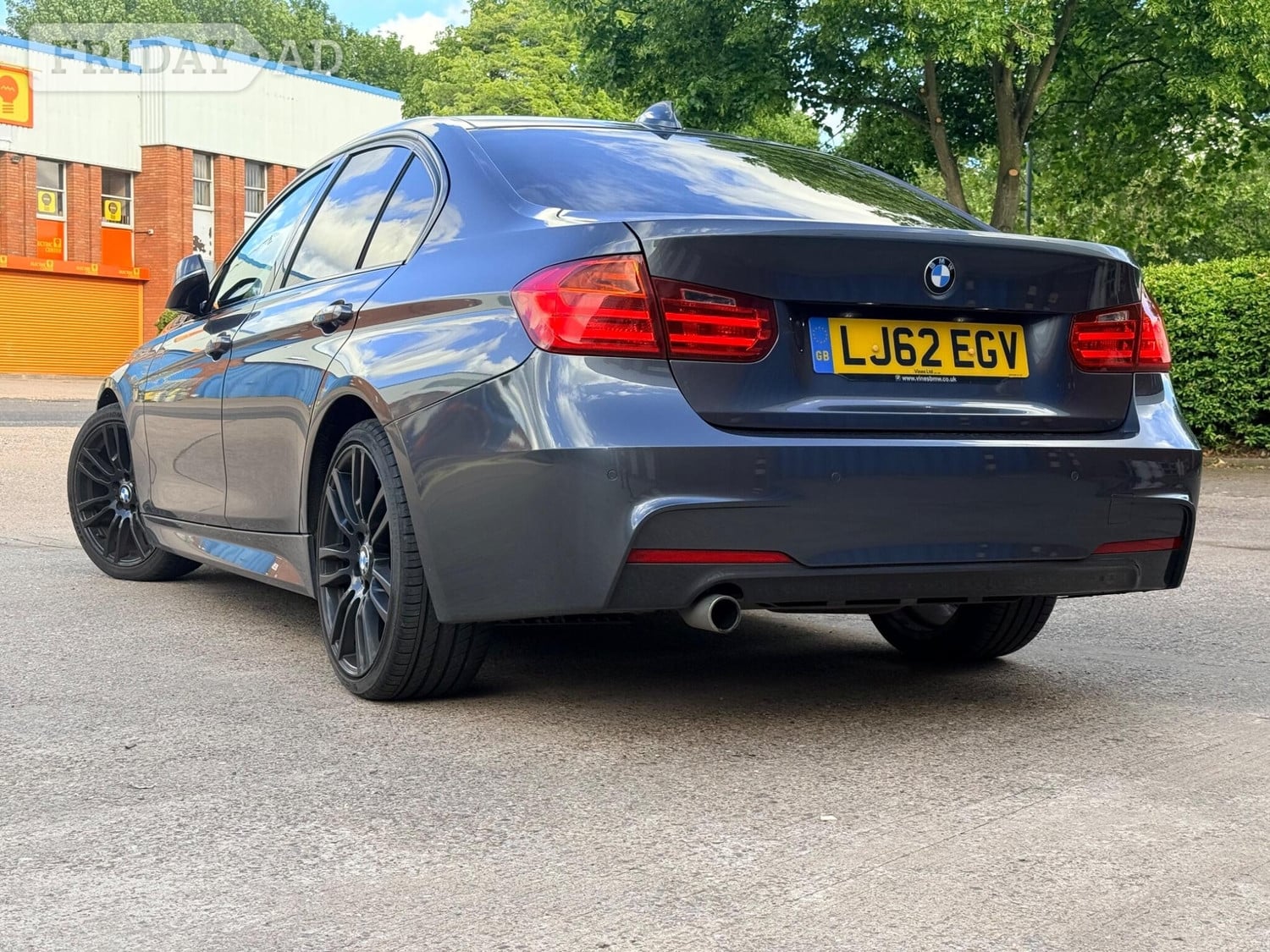[ berth ]BMW 3 Series