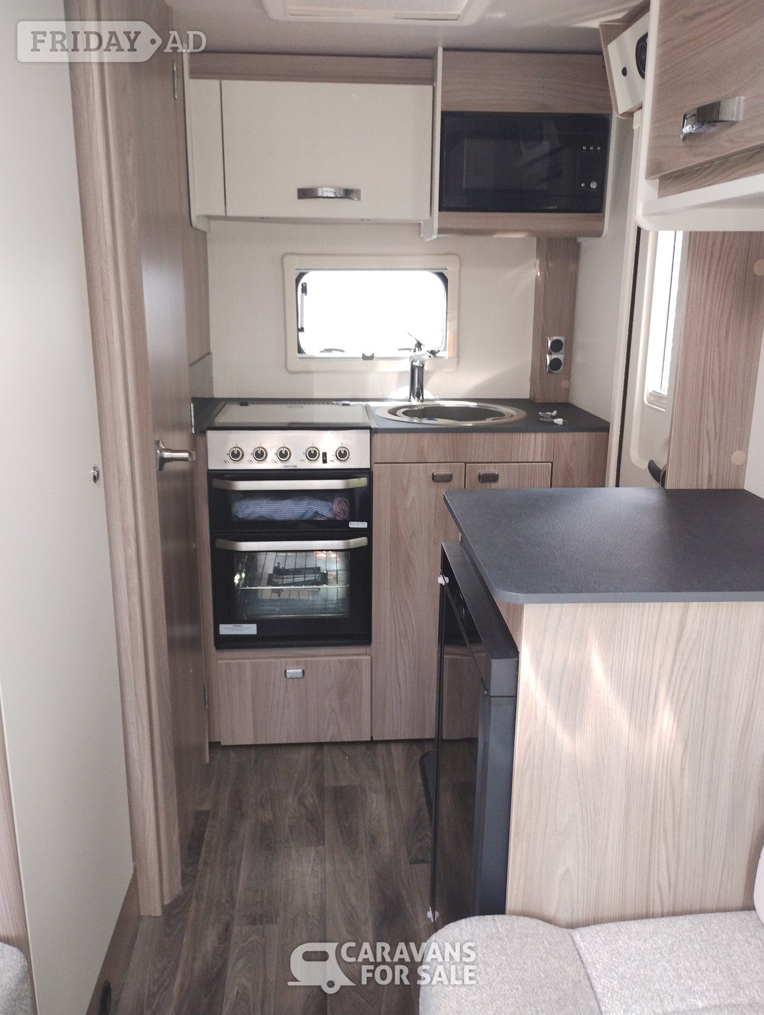 Swift Compact 380 2023 - Motorhomes & Caravans