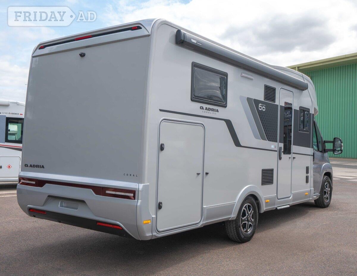 Adria Coral Plus 670 DL Newark