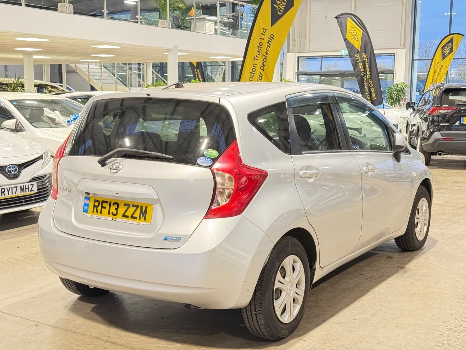[ berth ]Nissan Note