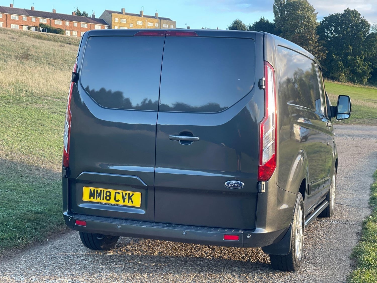 Ford Transit Custom 2018 - Vans & Commercial Vehicles
