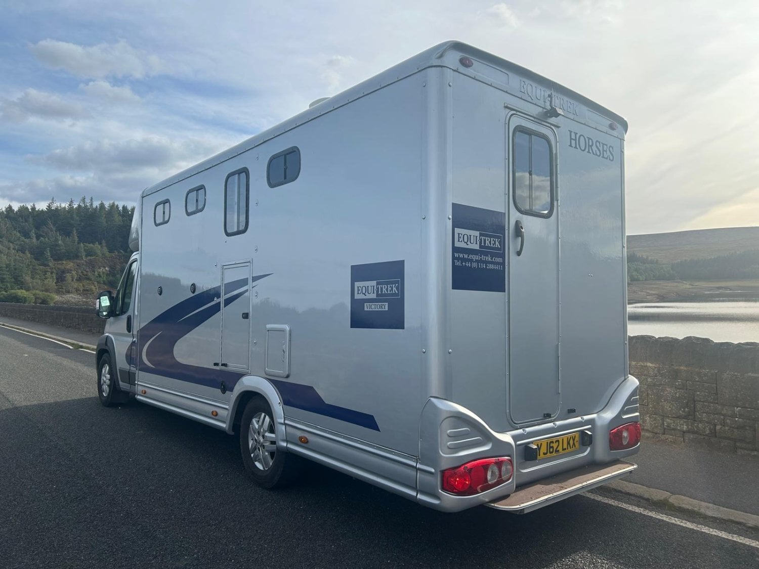 Equi-Trek Victory 4500kg  Peugeot Horsebox - Trailers & Horseboxes in Sheffield