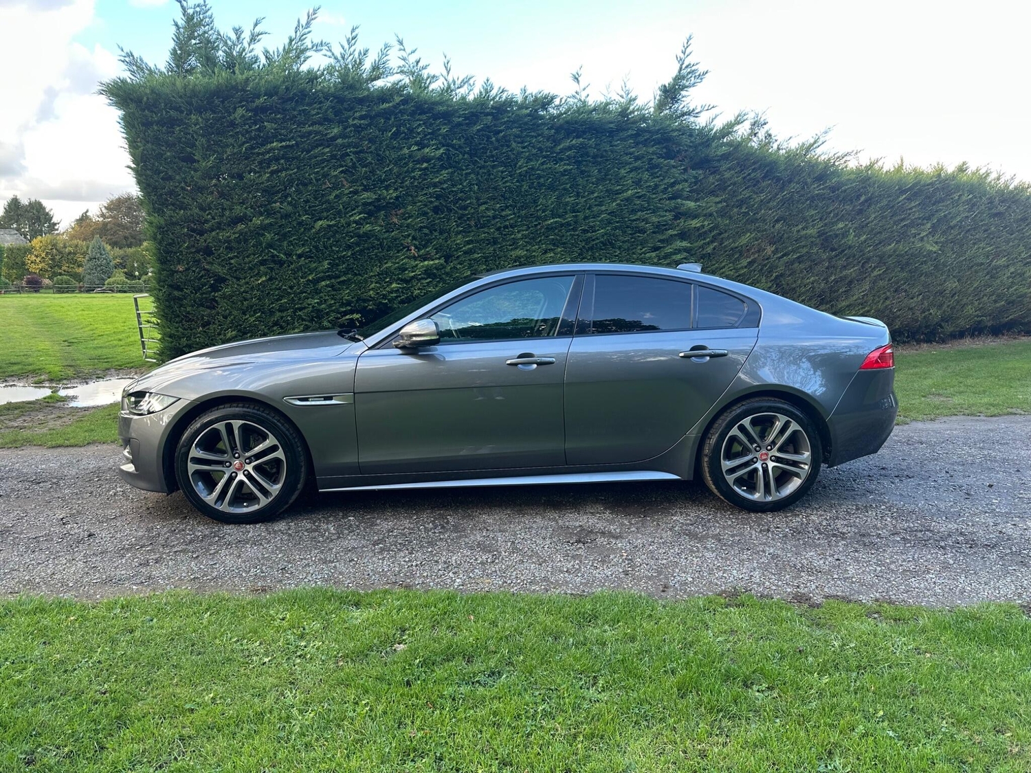 Jaguar XE 2017 - Cars in Westerham