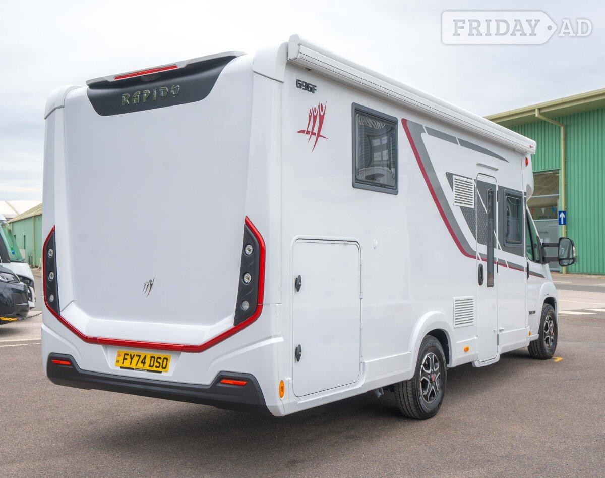[4 berth ]Rapido Series 6 696F