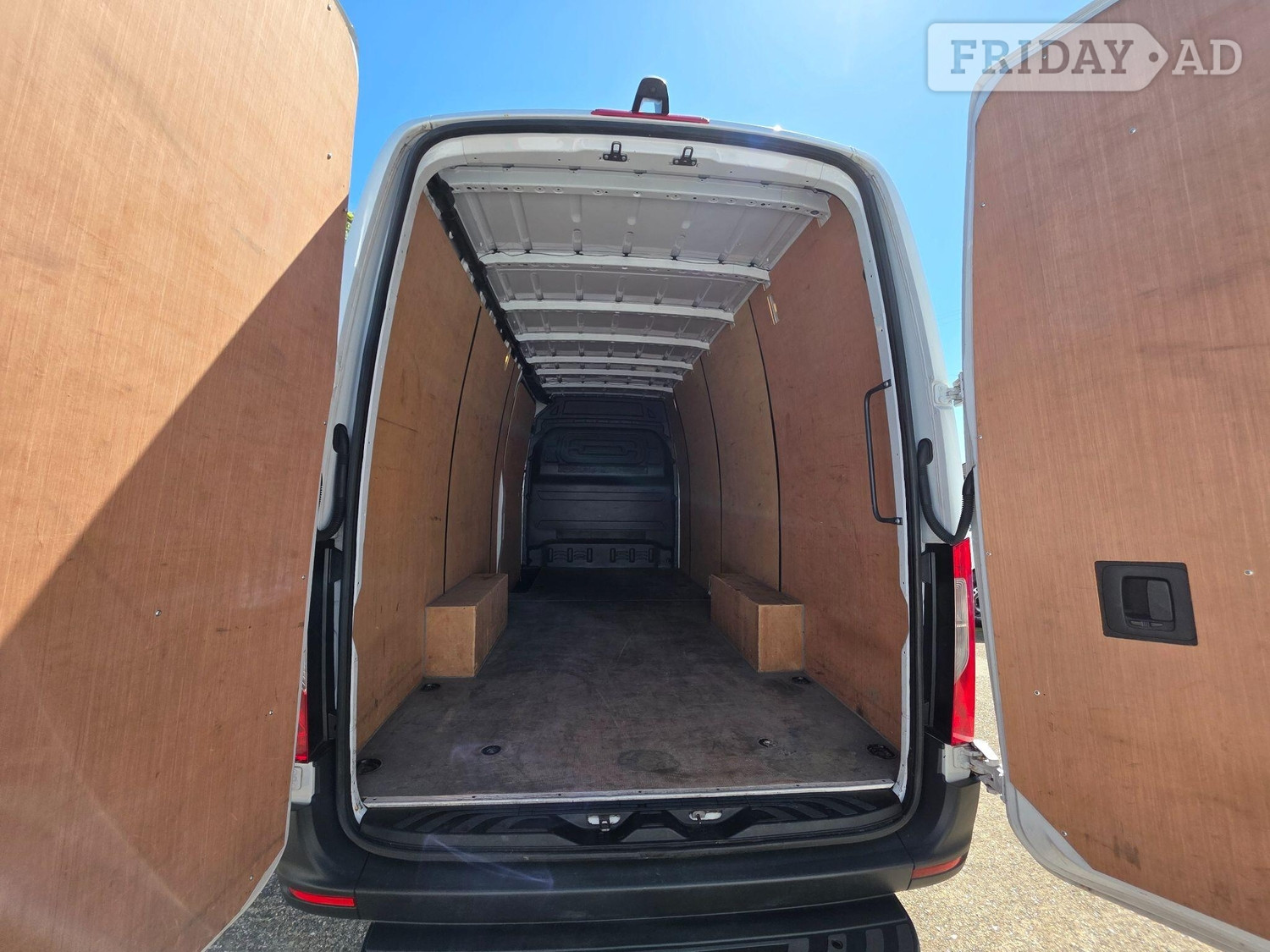 Mercedes-Benz Sprinter 2023 - Vans & Commercial Vehicles