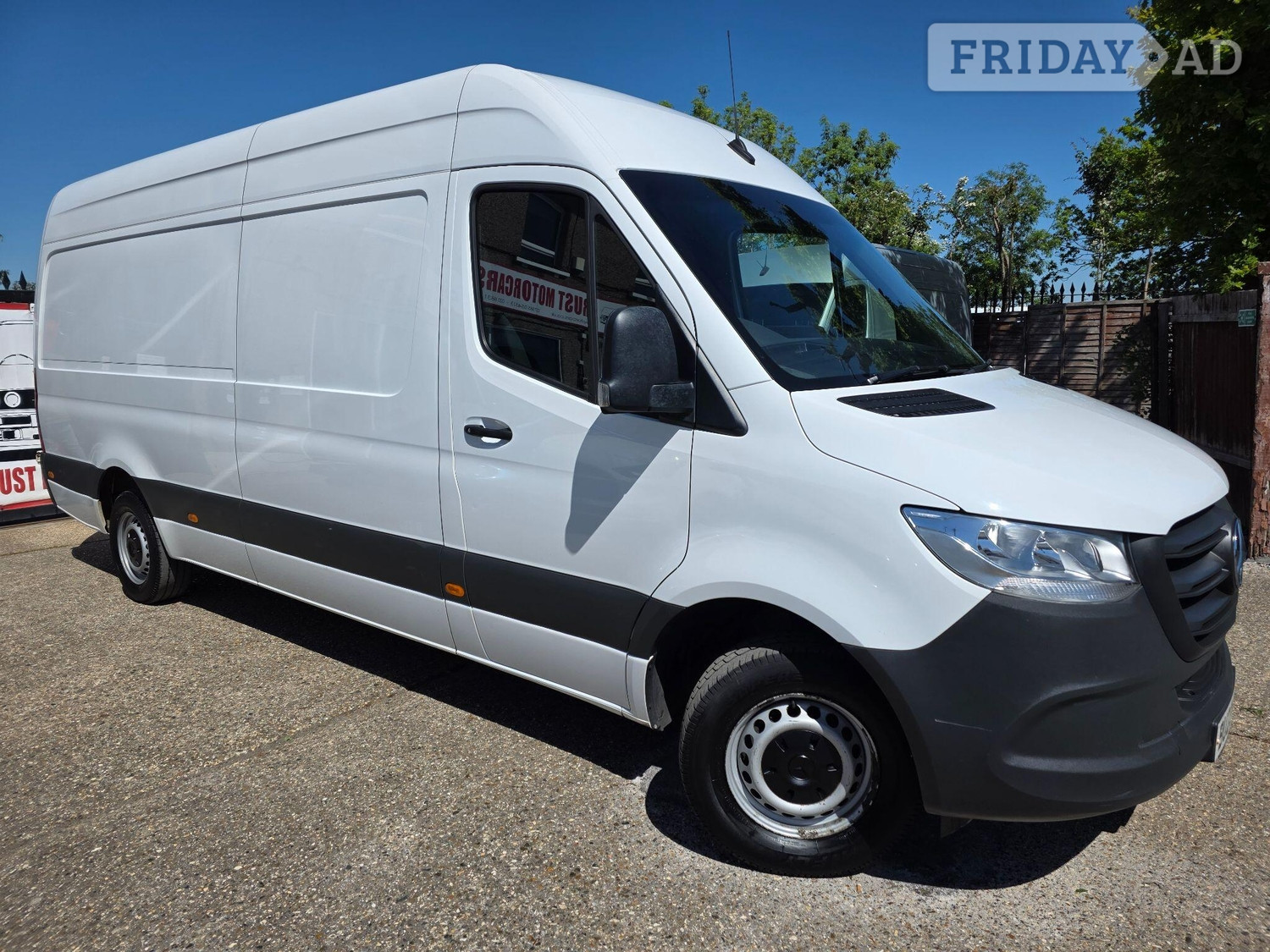 Mercedes-Benz Sprinter 2023 in Hounslow