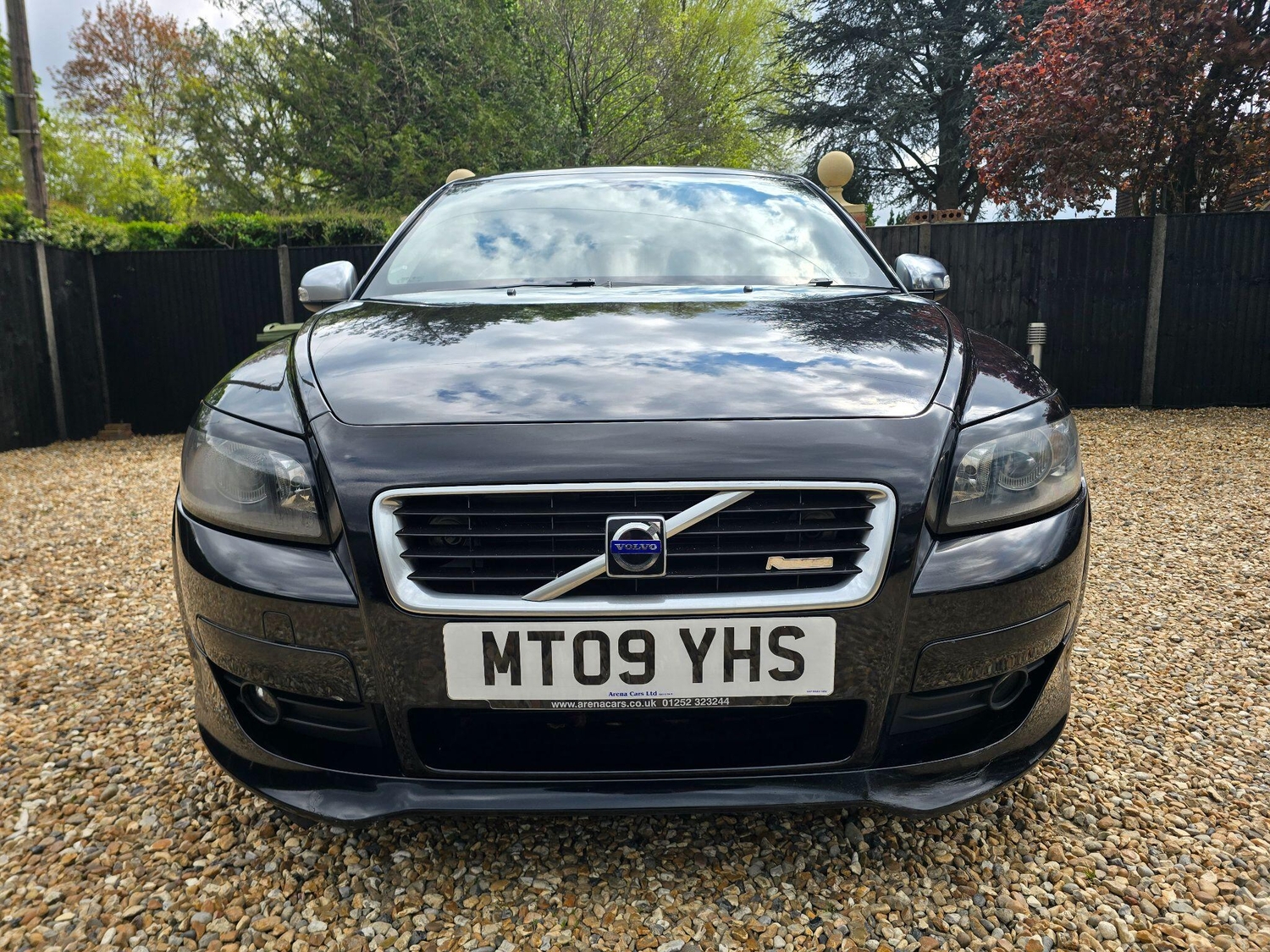 Volvo C30 2009 - Cars in Aldershot
