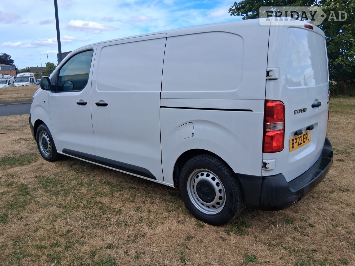 [ berth ]Peugeot Expert