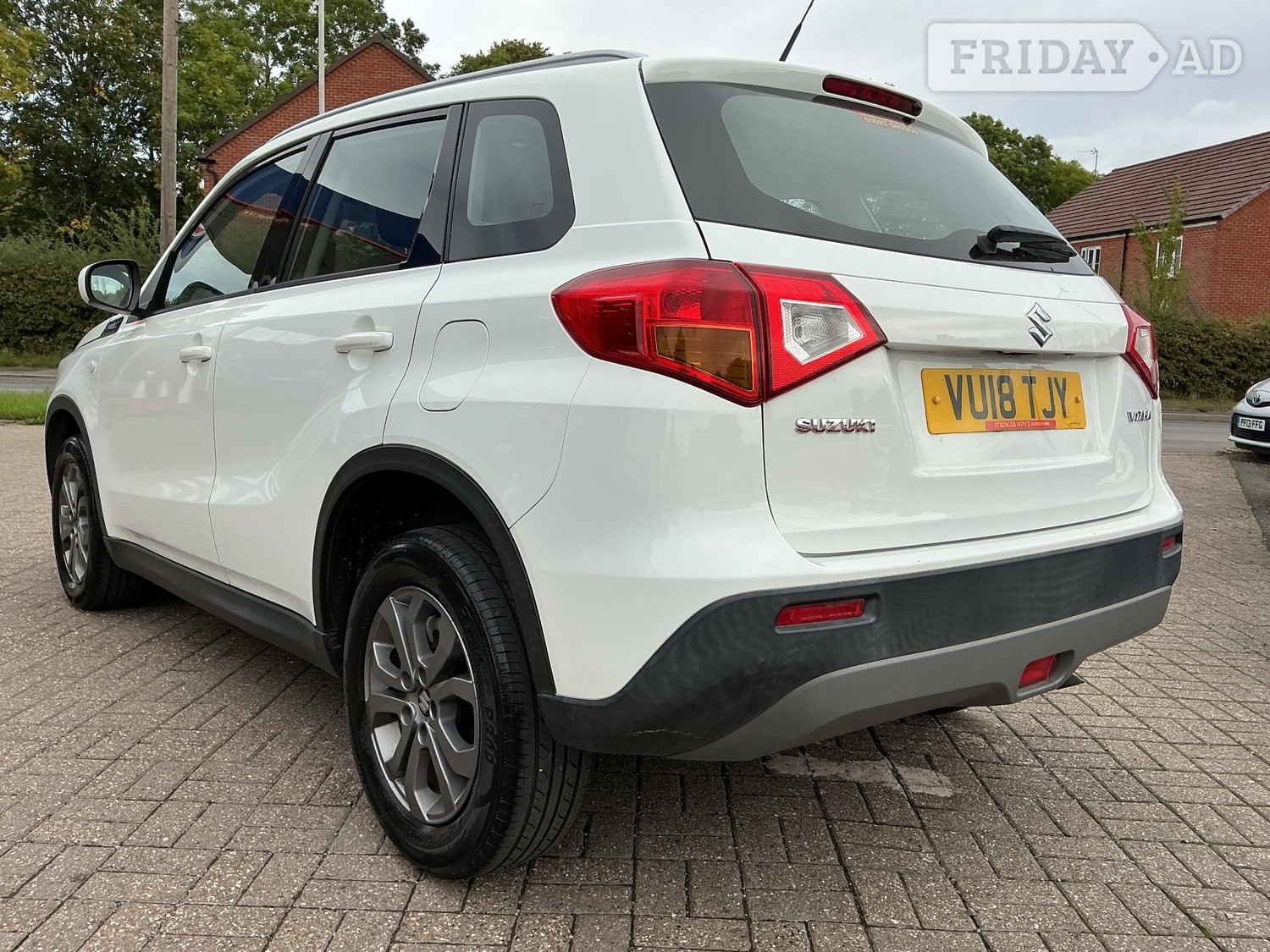 Suzuki Vitara 2018 - Cars in Redditch