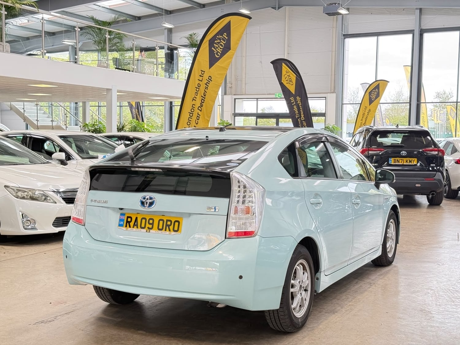 [ berth ]Toyota Prius