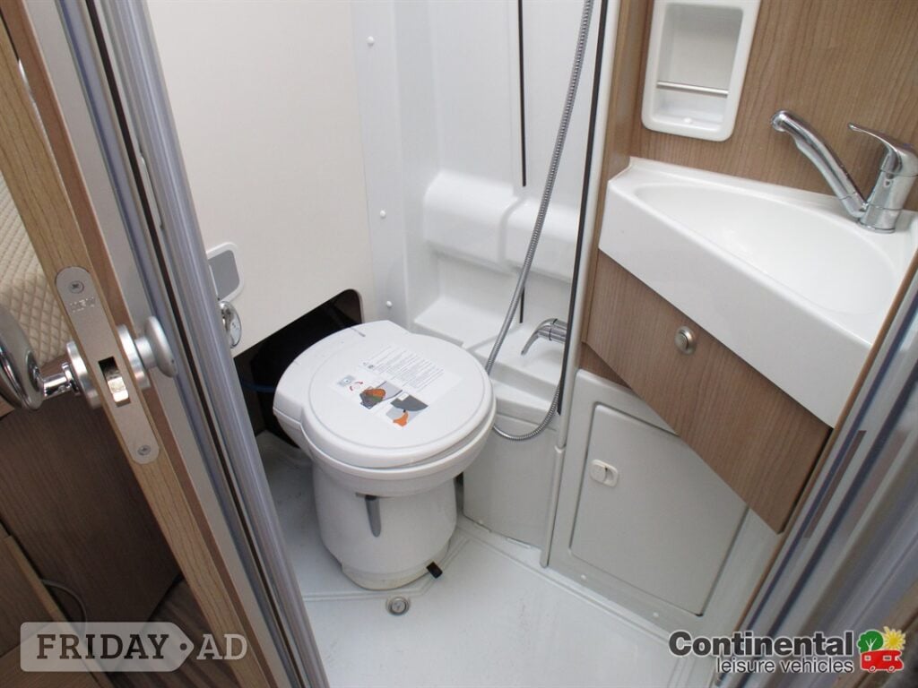 Carthago Charming Malibu 600 DB, (2021)  Campervan for sale - Motorhomes & Caravans