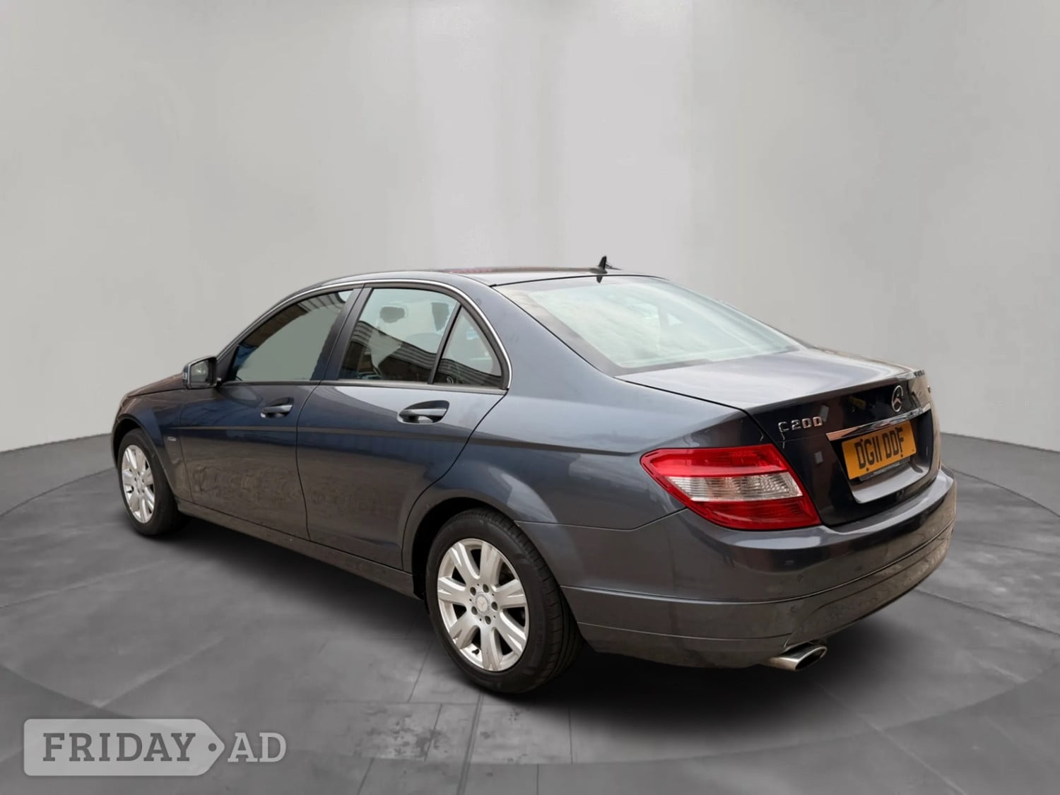 [ berth ]Mercedes-Benz C Class