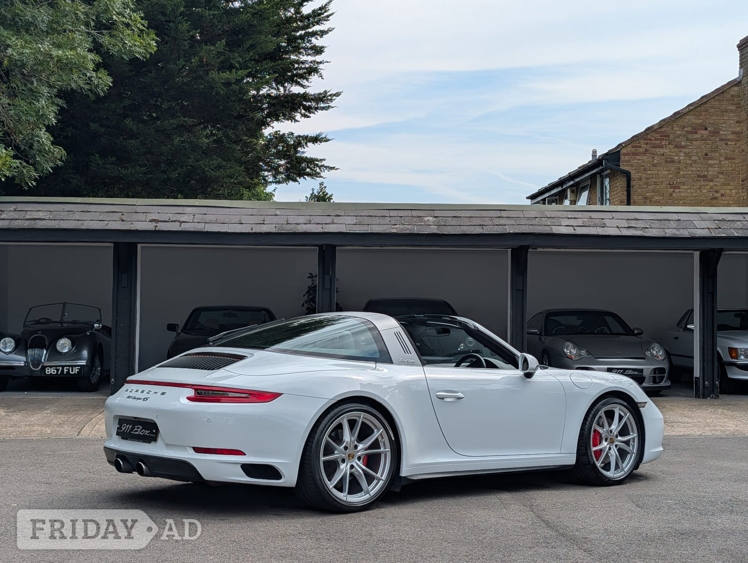 [ berth ]Porsche 911