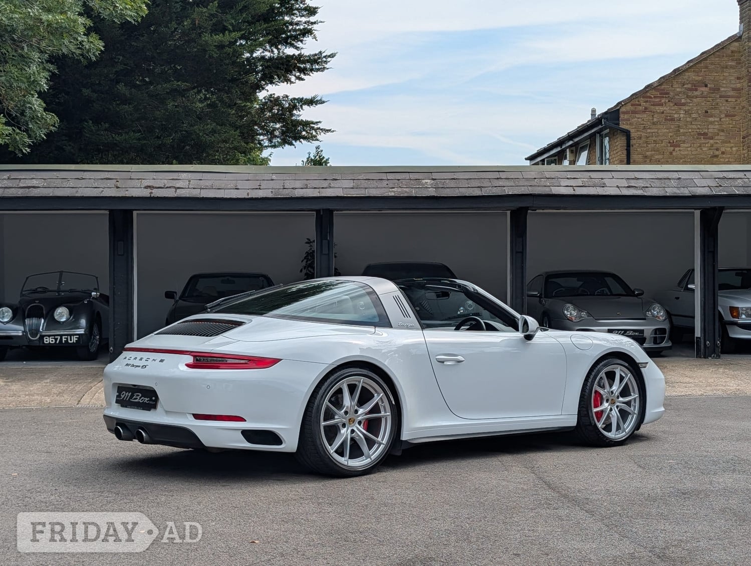 Porsche 911 2018 - Cars in Bromley