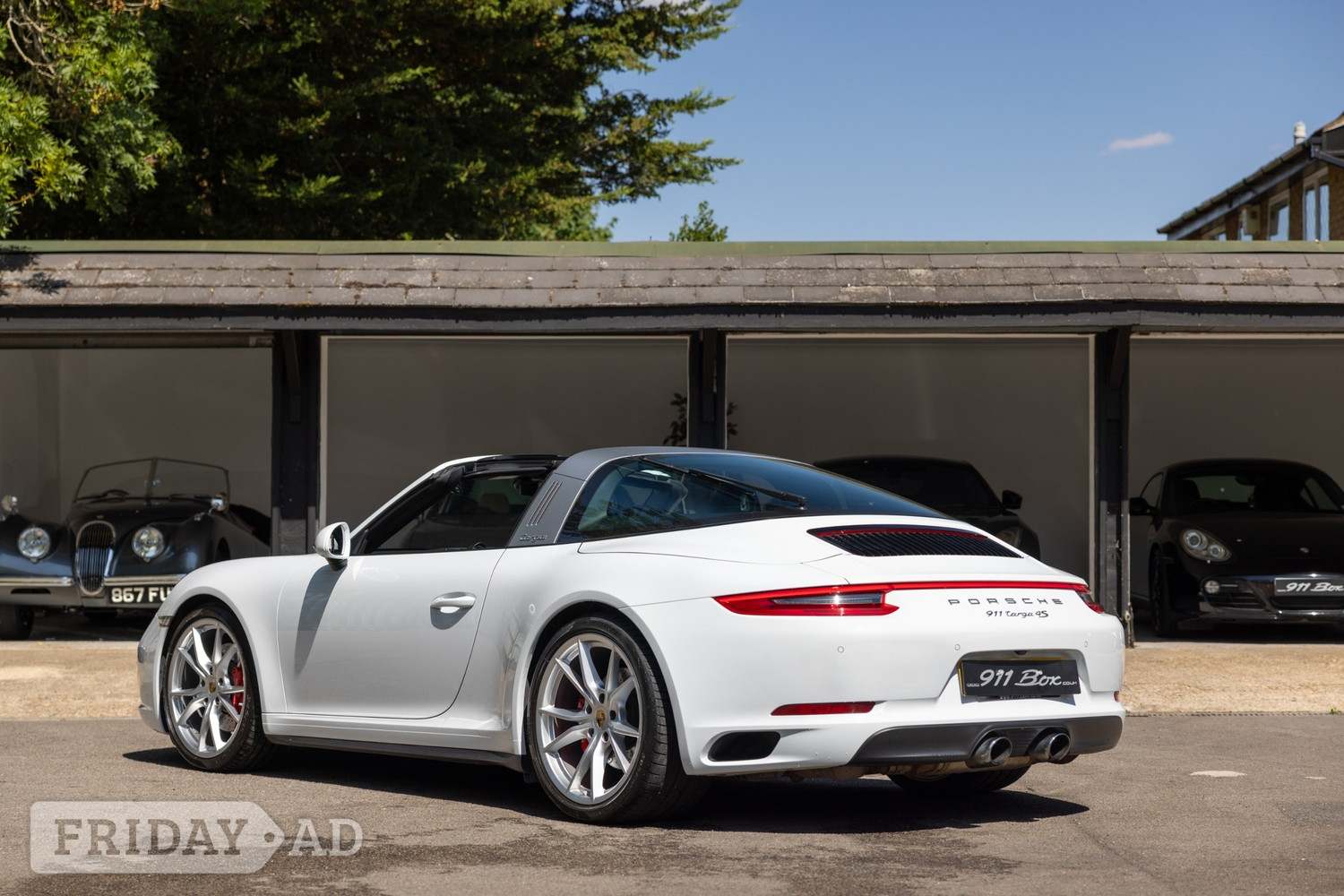 Porsche 911 2018 - Cars in Bromley