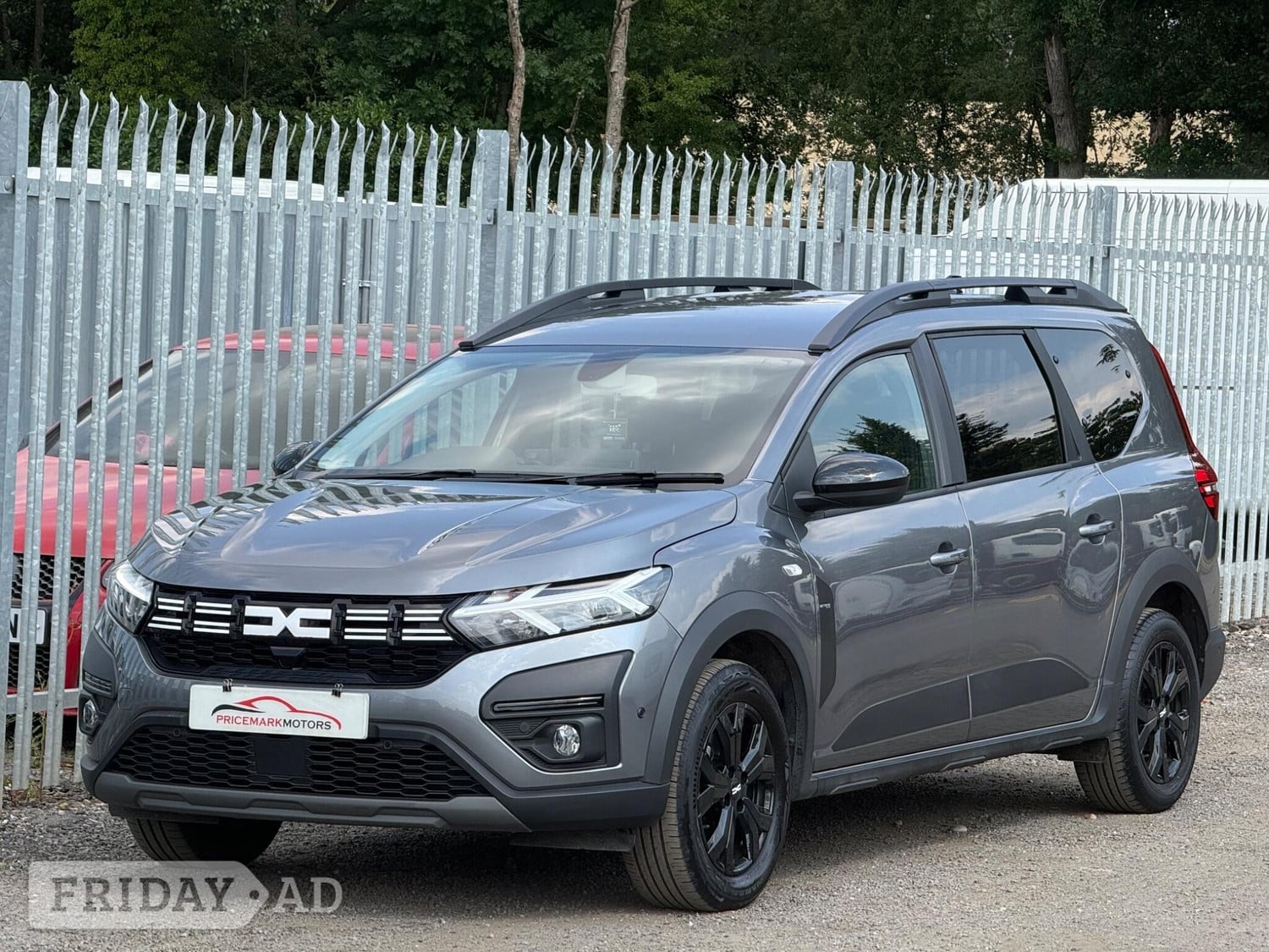 [ berth ]Dacia Jogger