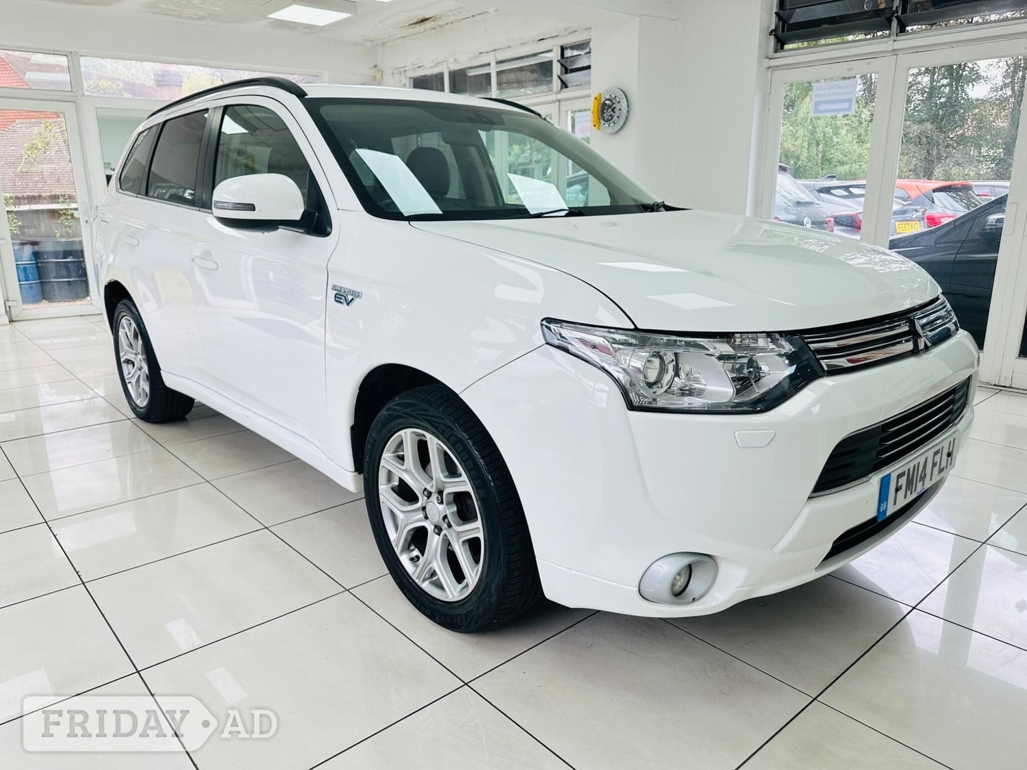 Mitsubishi Outlander 2014 in Iver