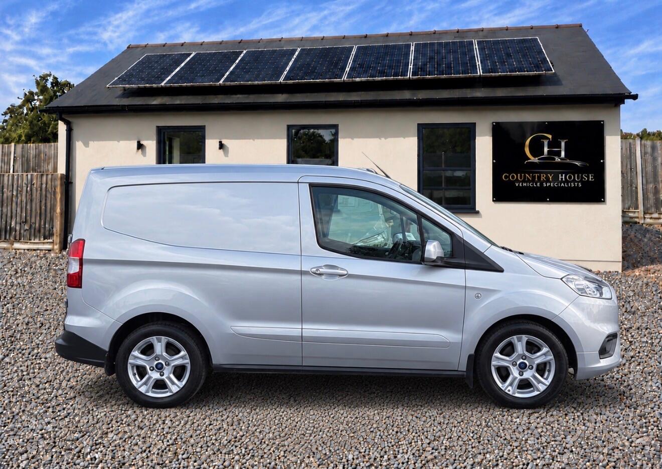 Ford Transit Courier Sittingbourne