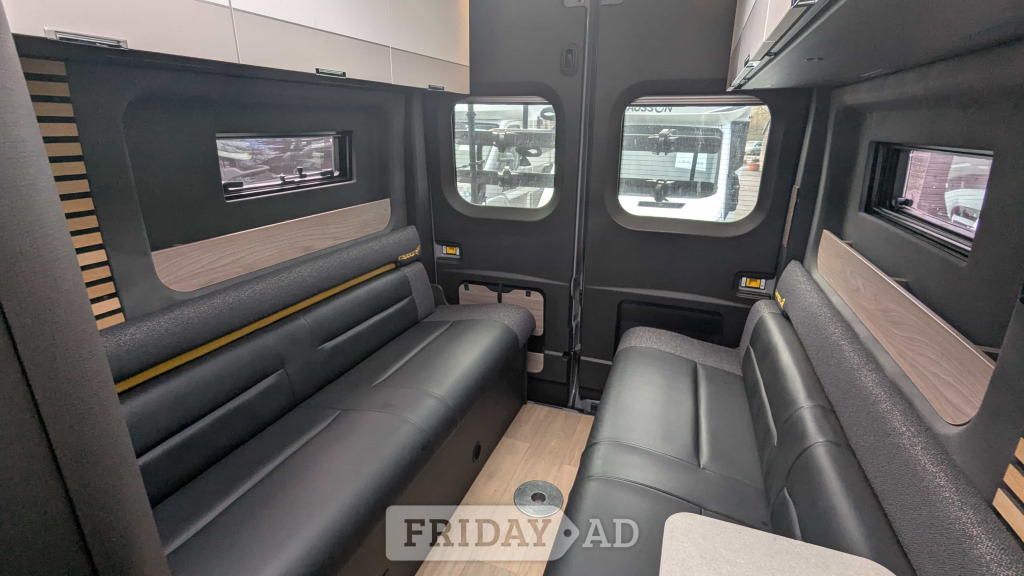 [4 berth ]Swift Trekker