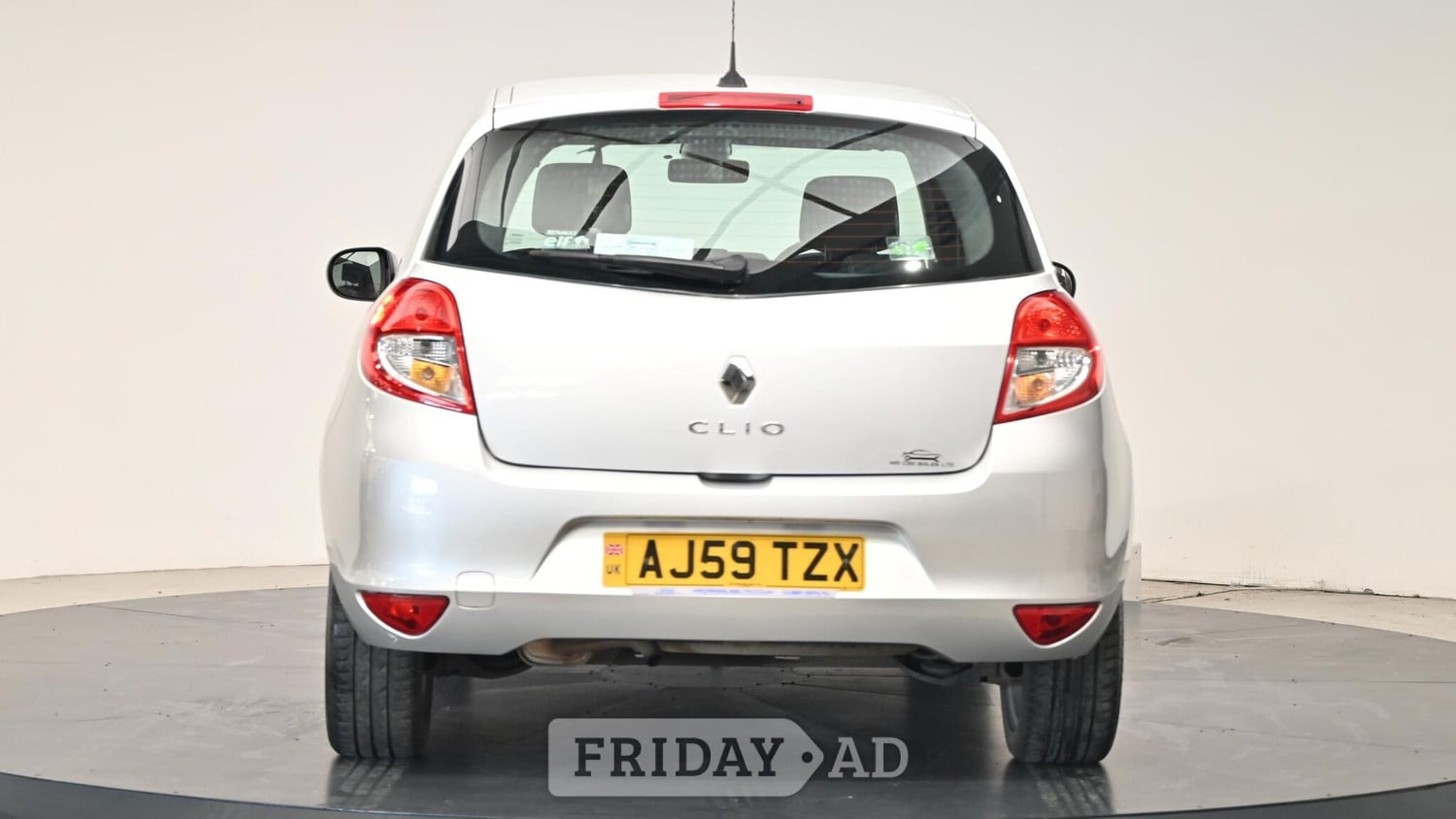 Renault Clio 2010 - Cars