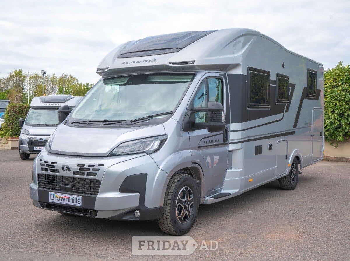 Adria Matrix Supreme 670 SL 2026 for sale - Motorhomes & Caravans in Newark
