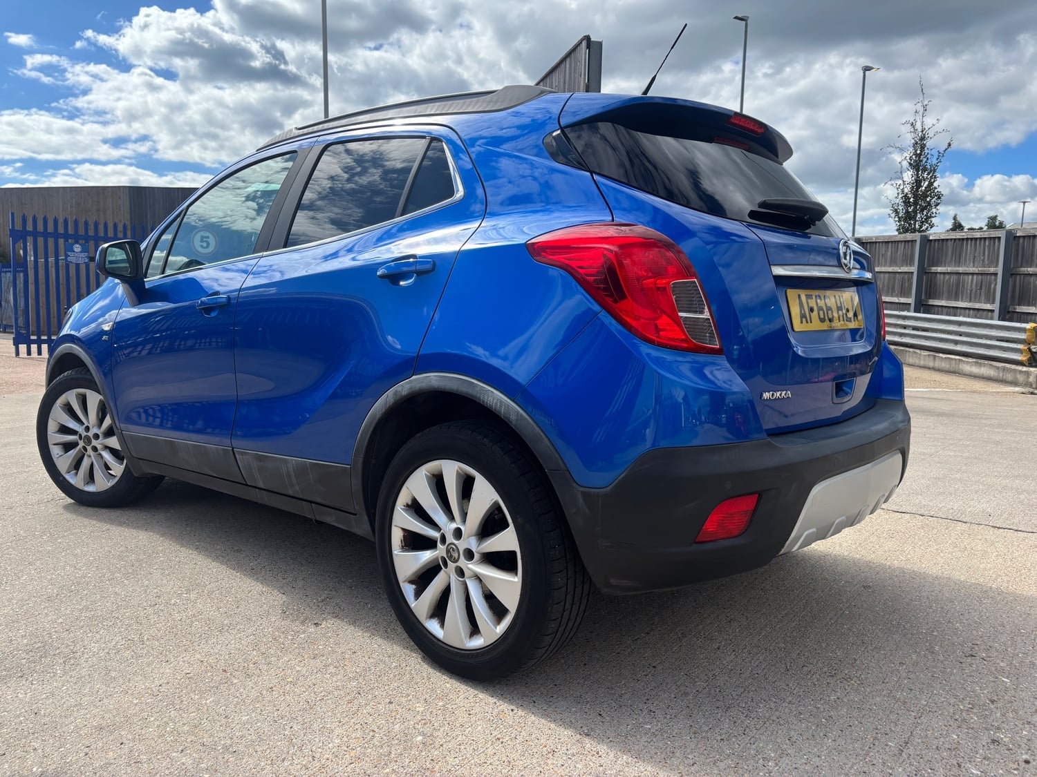 [ berth ]Vauxhall Mokka