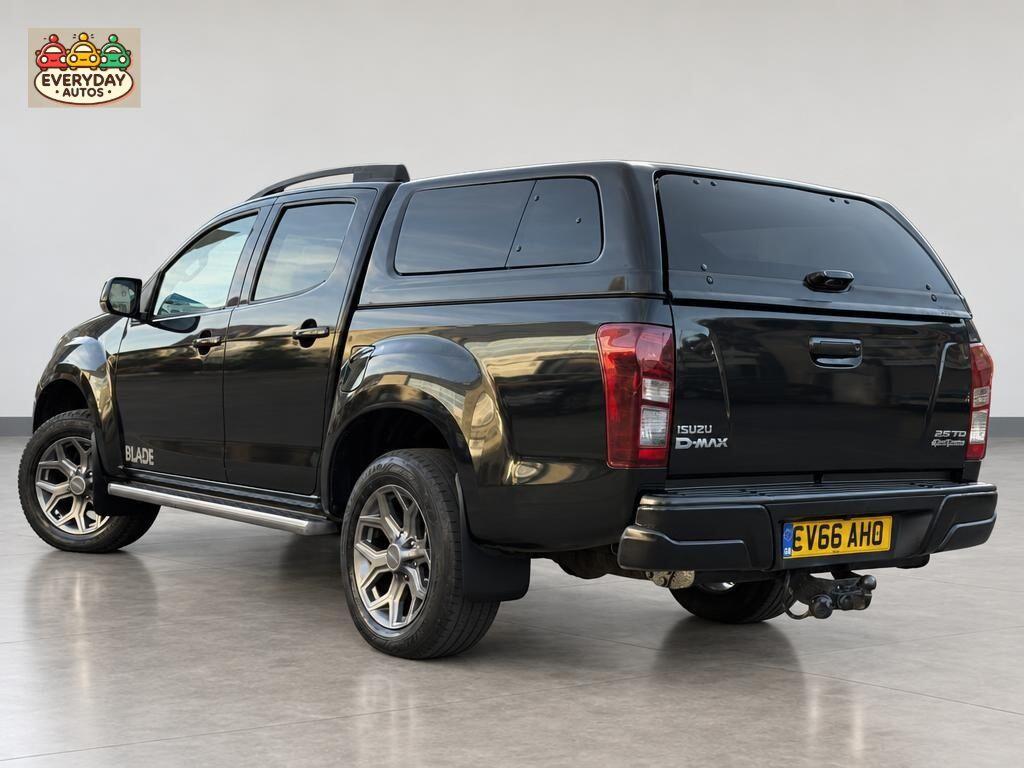 Isuzu D-MAX 2017 - Vans & Commercial Vehicles