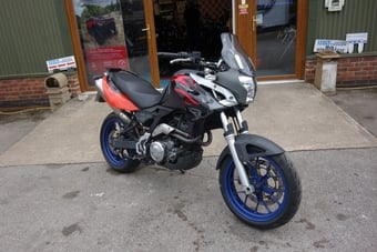 Aprilia Pegaso 2005