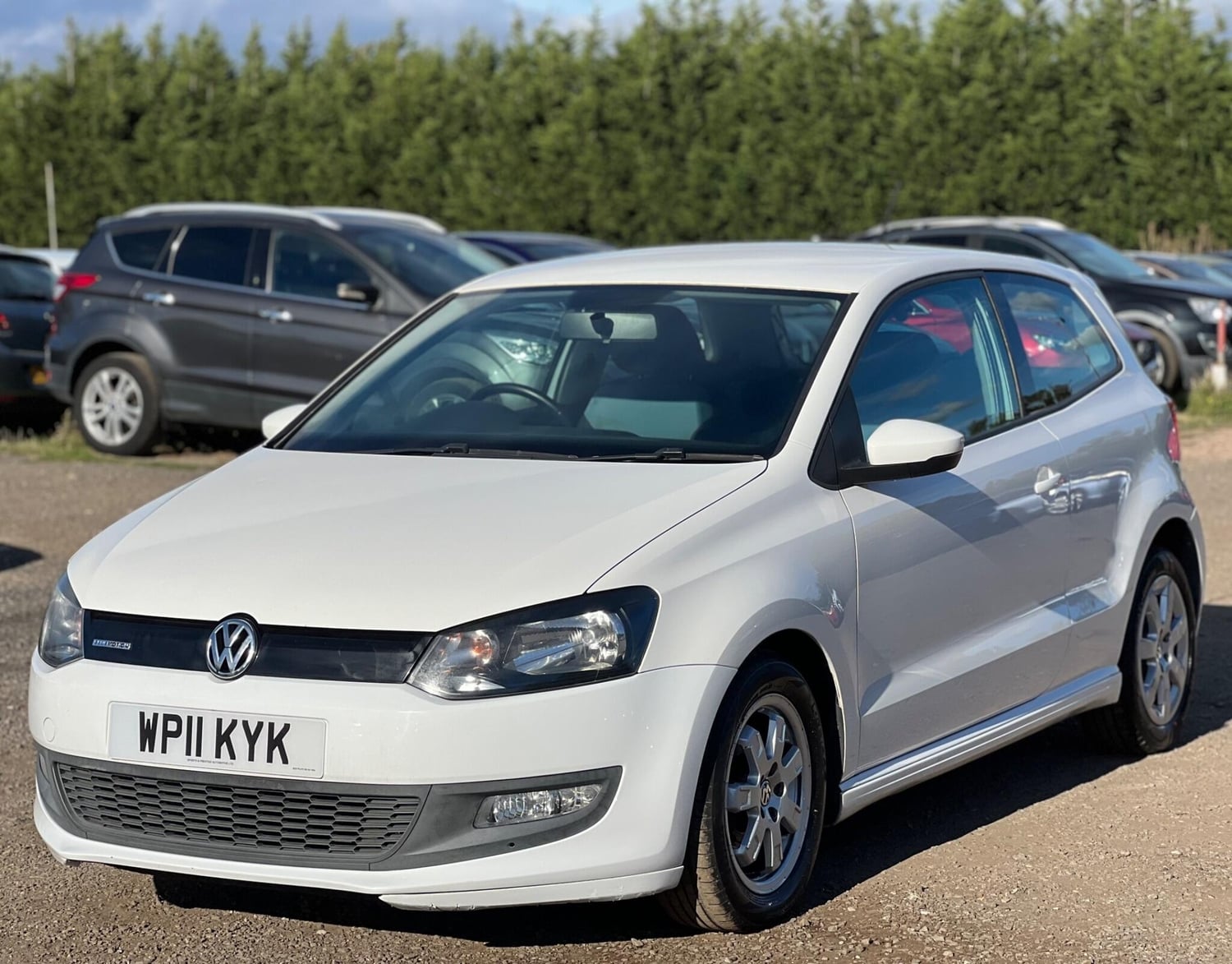 Volkswagen Polo 2011 - Cars