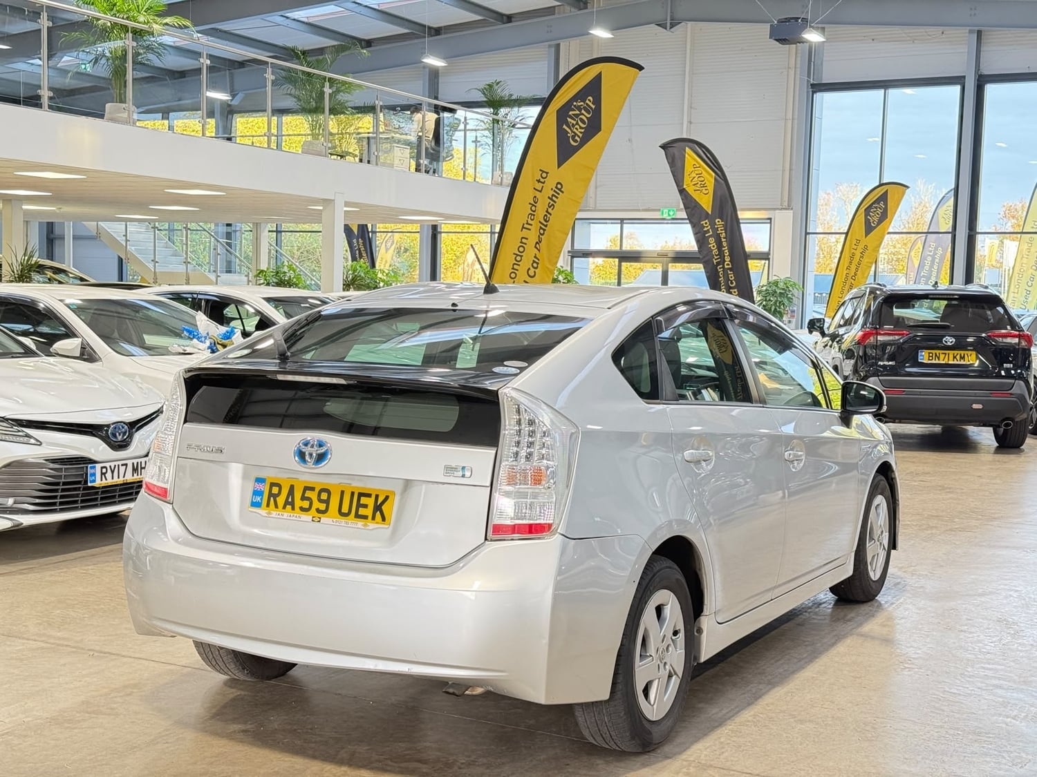 [ berth ]Toyota Prius