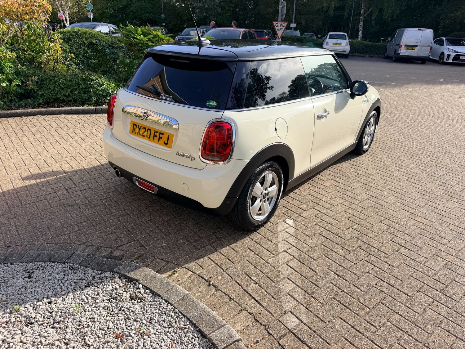 Mini Hatch 2026 - Cars in Fareham