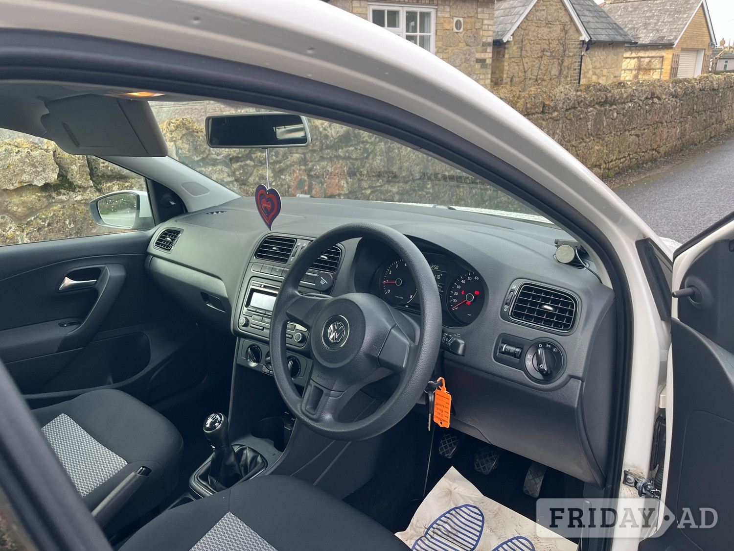 [ berth ]Volkswagen Polo