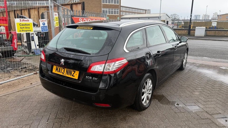 Peugeot 508 SW 2013 - Cars in Slough