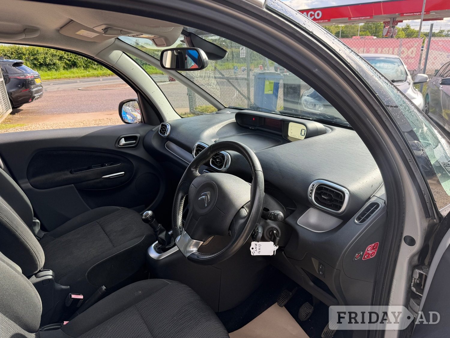 [ berth ]Citroen C3 Picasso