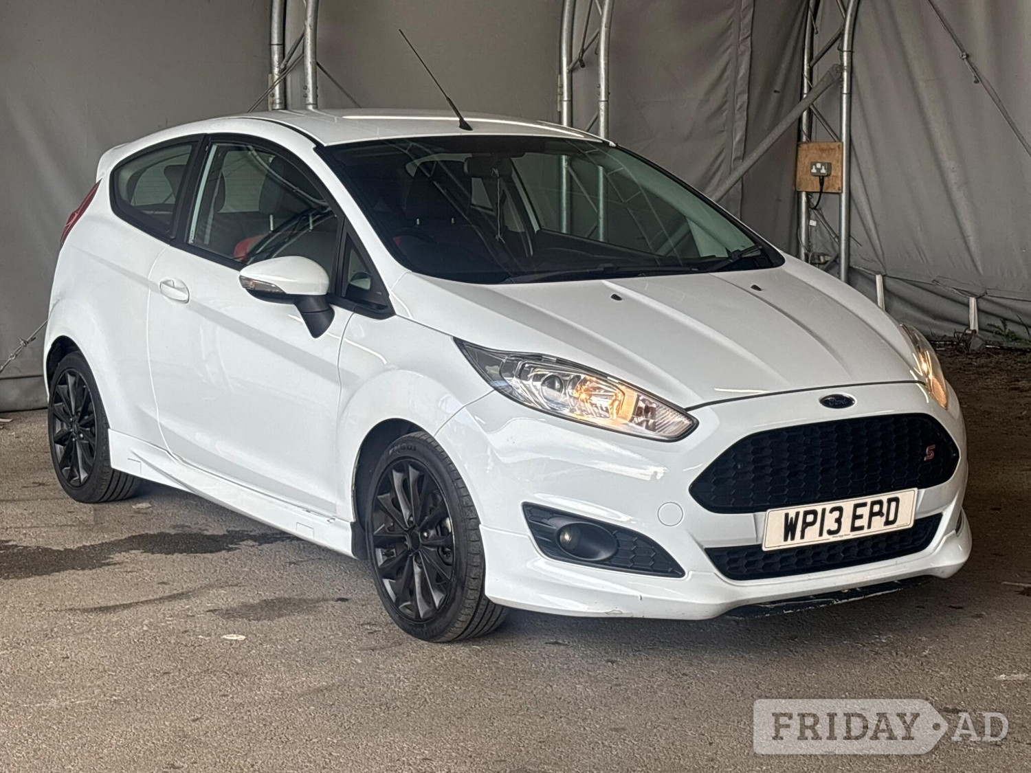 [ berth ]Ford Fiesta
