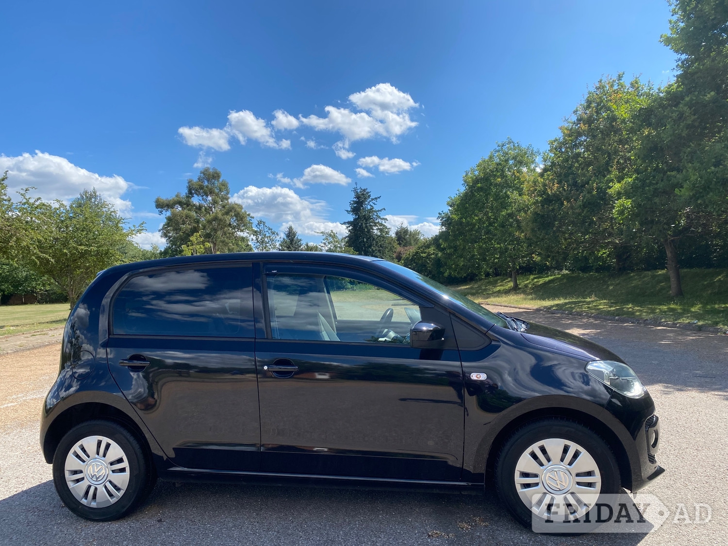 Volkswagen UP! 2015 - Cars in Slough