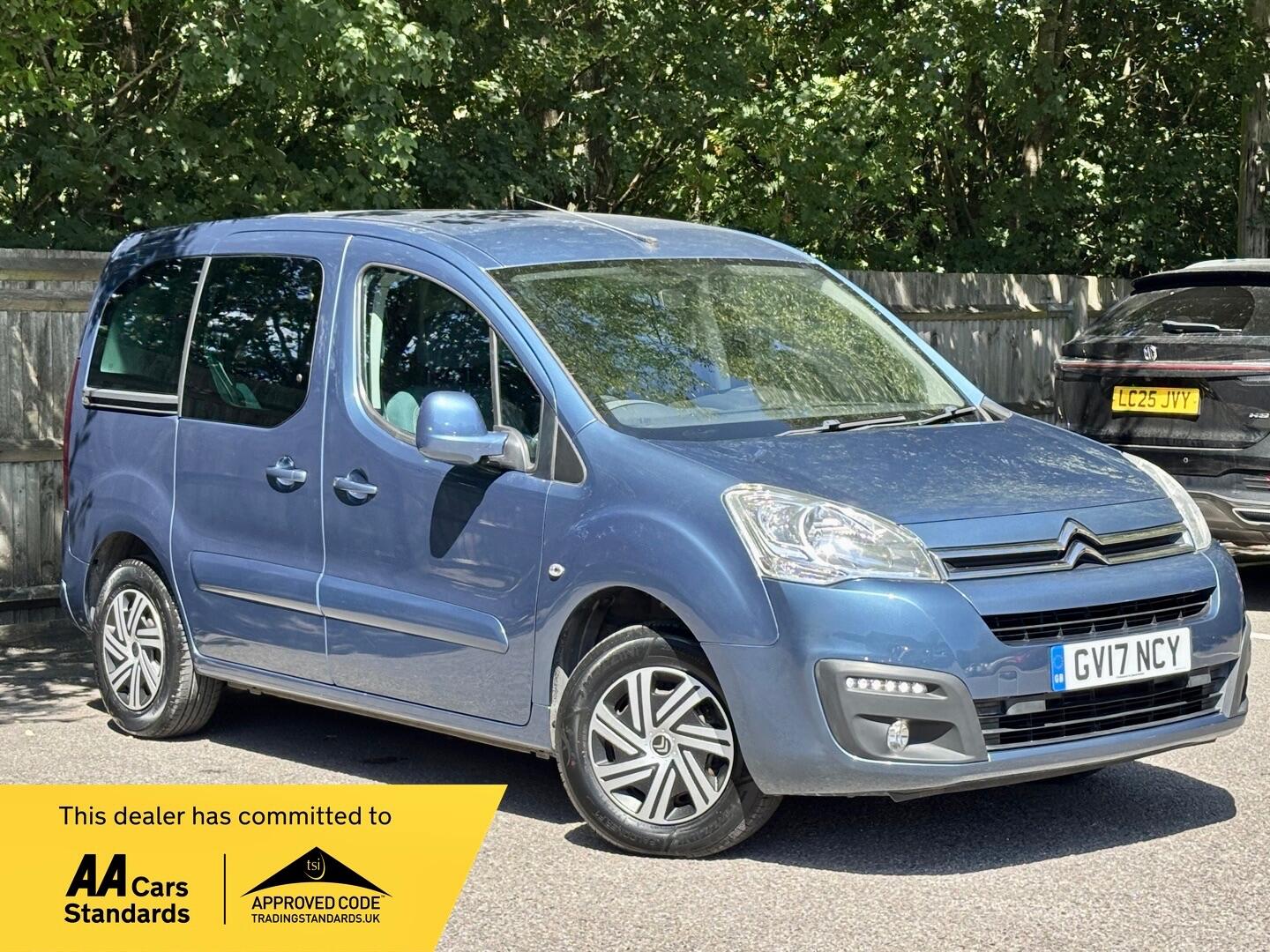 Citroen Berlingo 2017 in Farnham