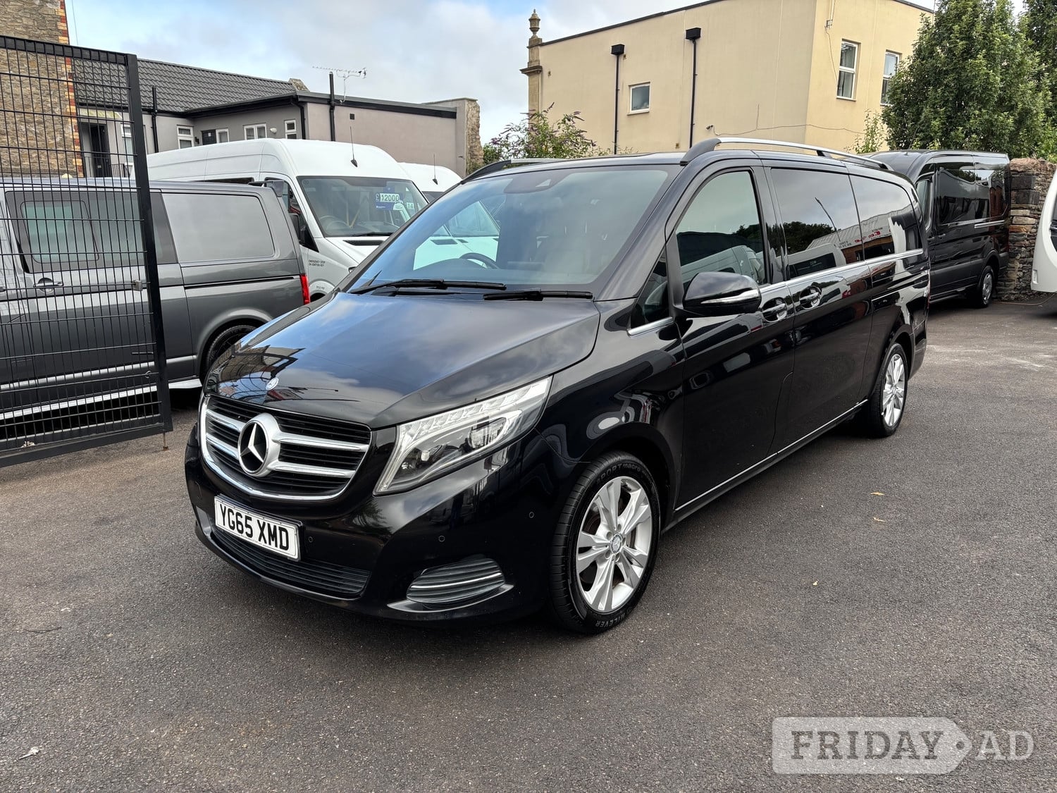Mercedes-Benz V Class 2015 - Cars in Bristol