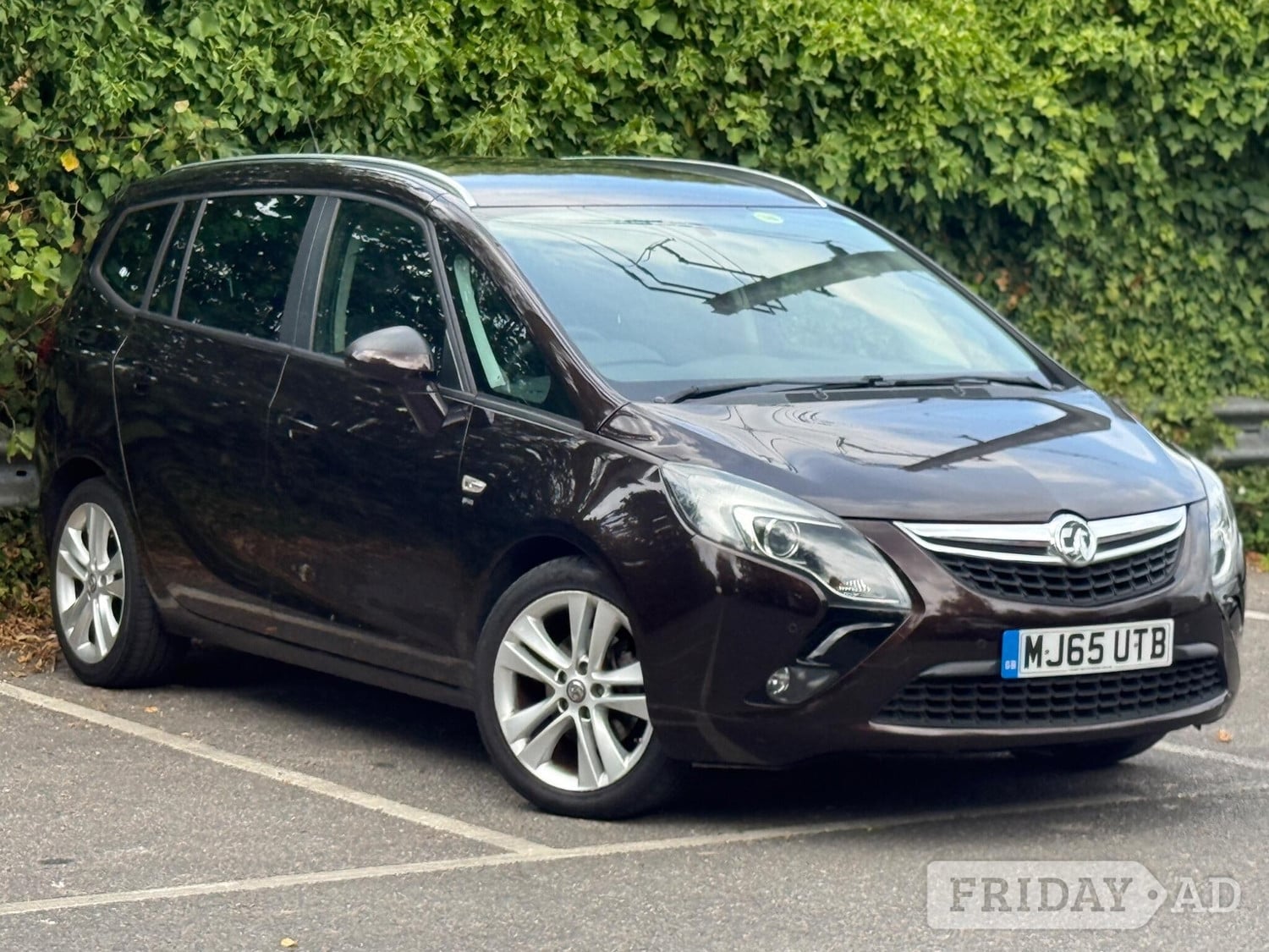 Vauxhall Zafira Tourer 2015 in Ealing