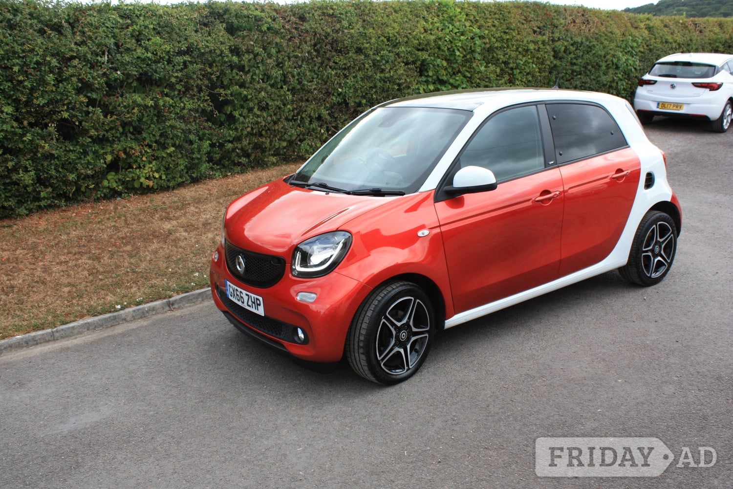 Smart ForFour 2016 in Sherborne