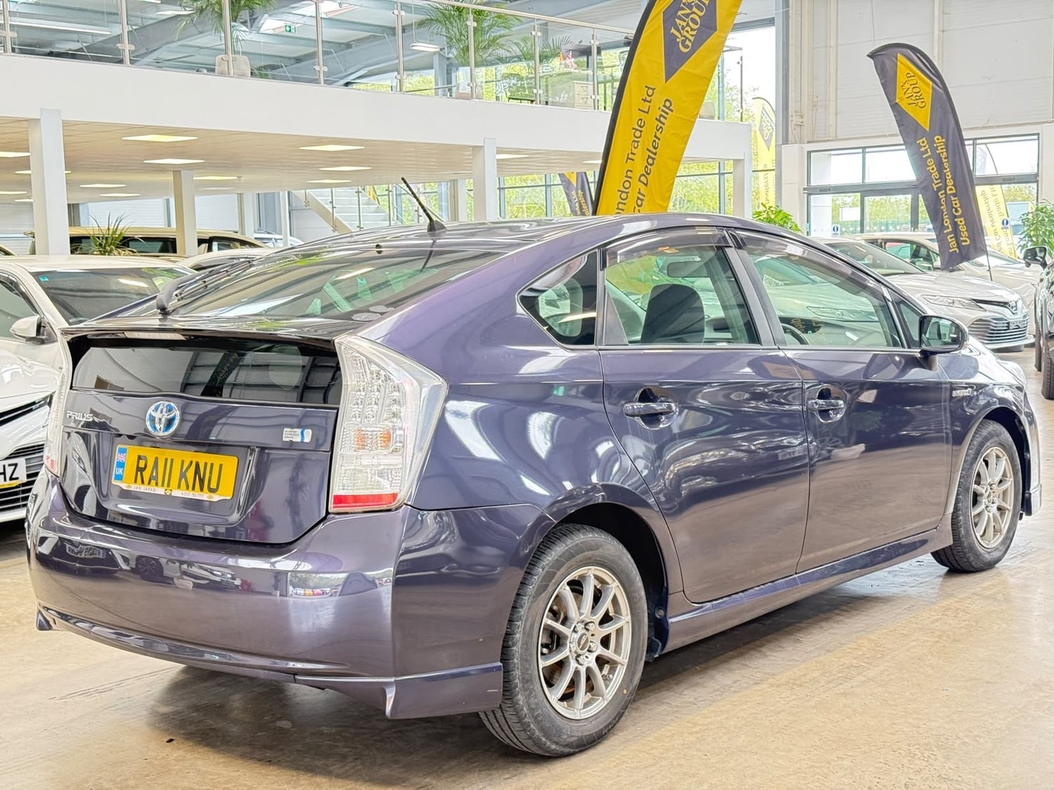 [ berth ]Toyota Prius
