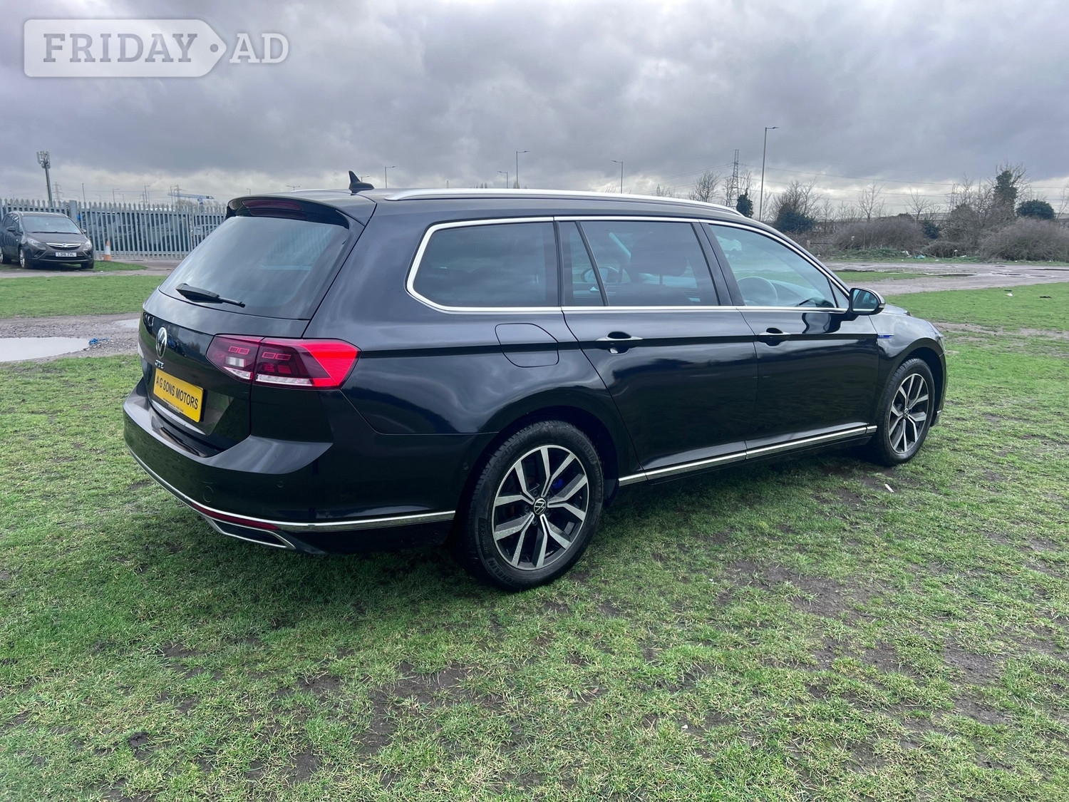 Volkswagen Passat 2020 - Cars in Havering