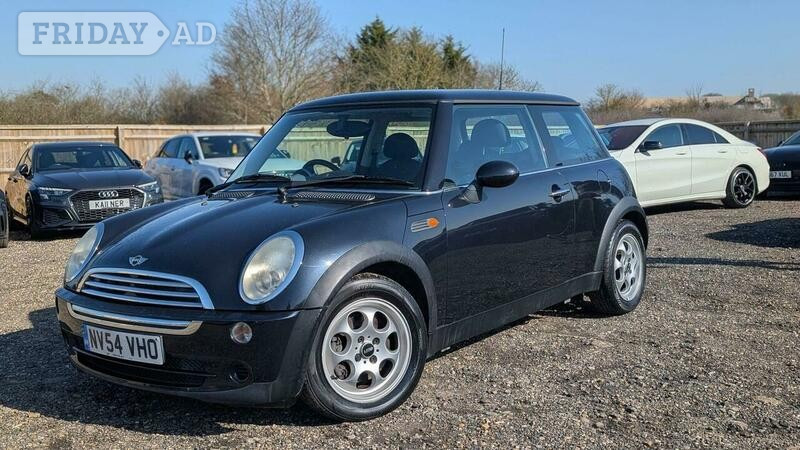 Mini Hatch 2004 in St. Albans