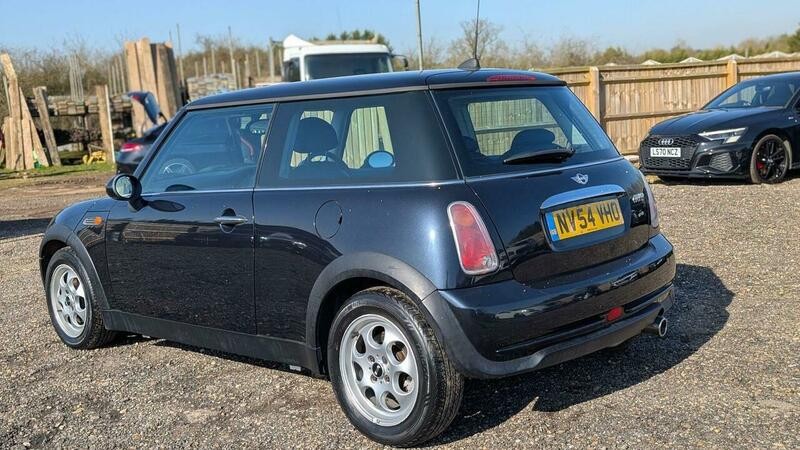 [ berth ]Mini Hatch