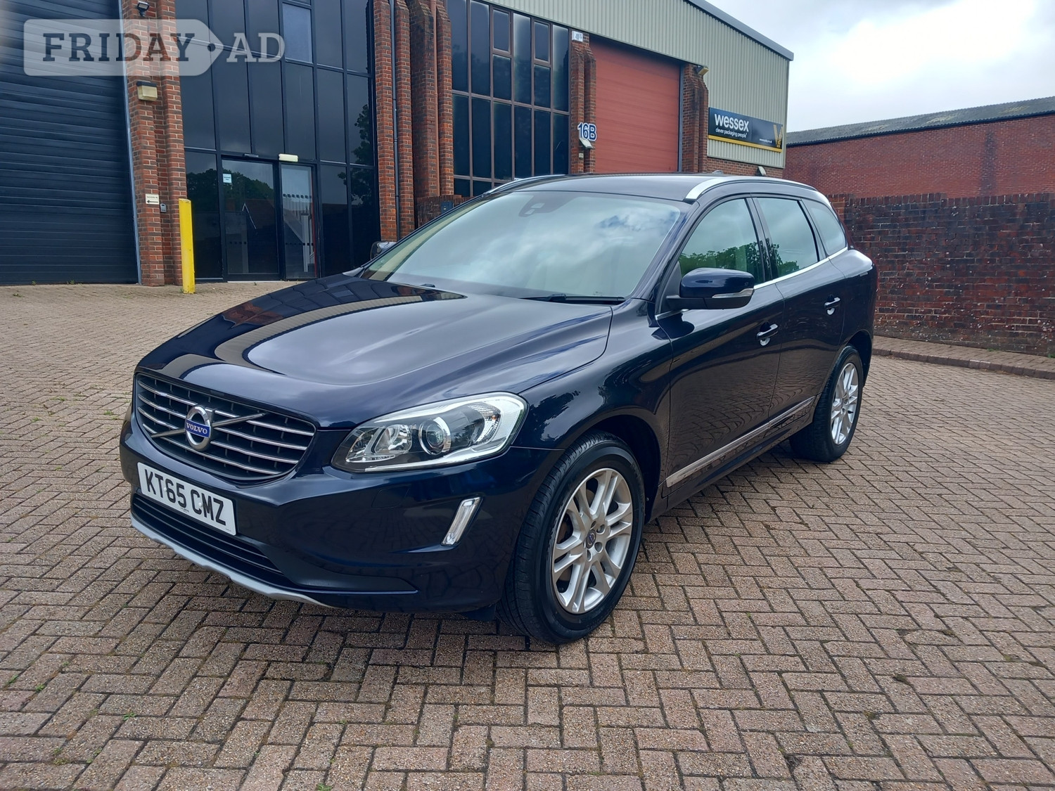 [ berth ]Volvo XC60