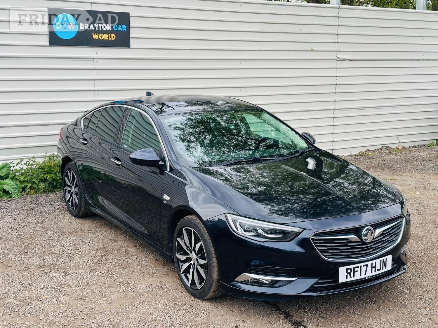 Vauxhall Insignia 2017 - Cars