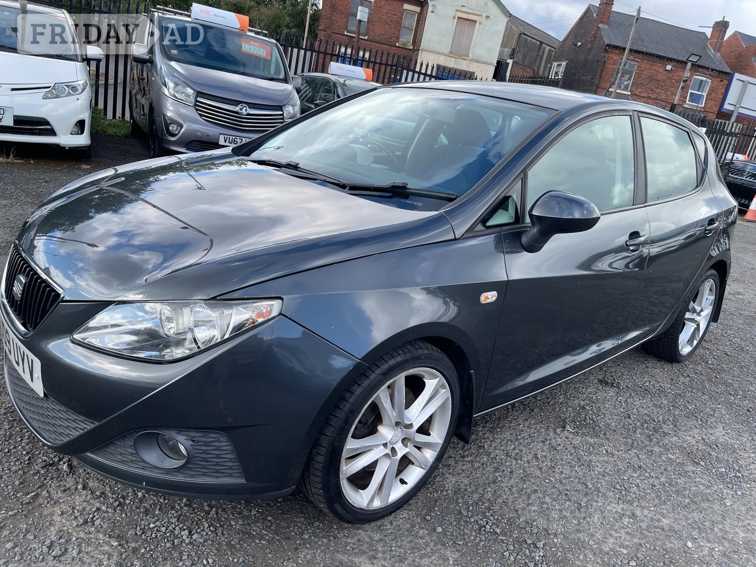 [ berth ]SEAT Ibiza