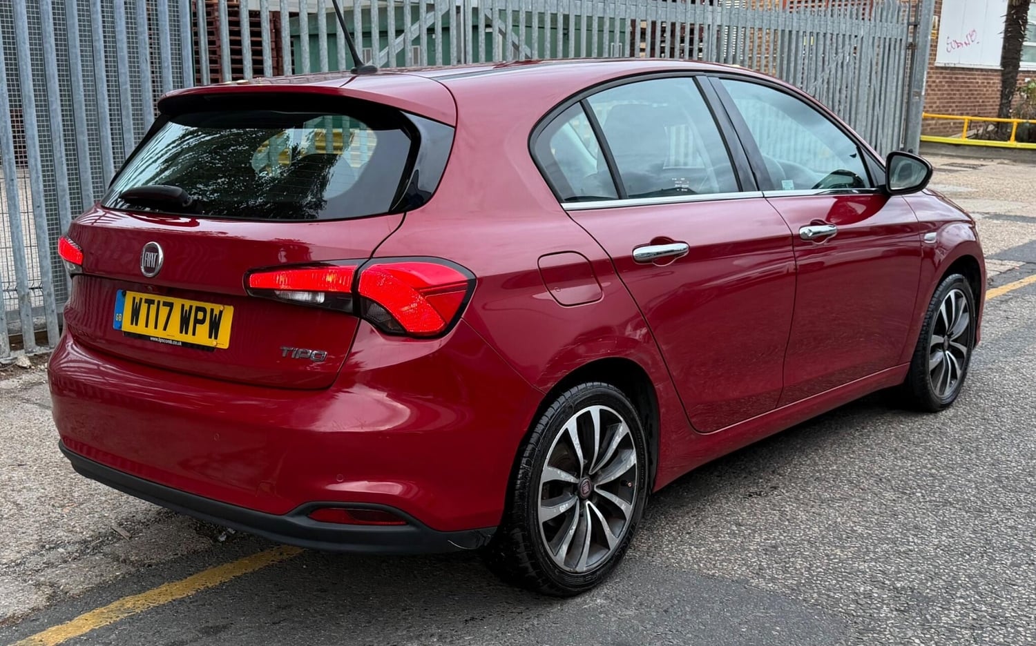Fiat Tipo 2017 - Cars in Willesden