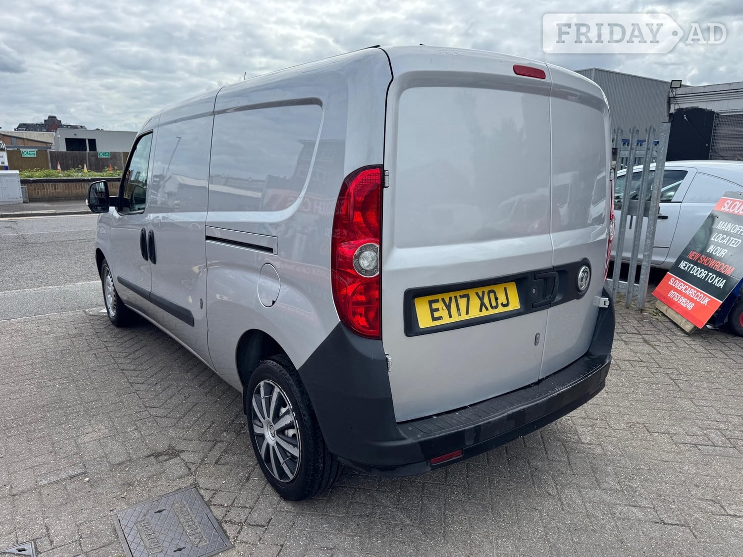 [ berth ]Vauxhall Combo