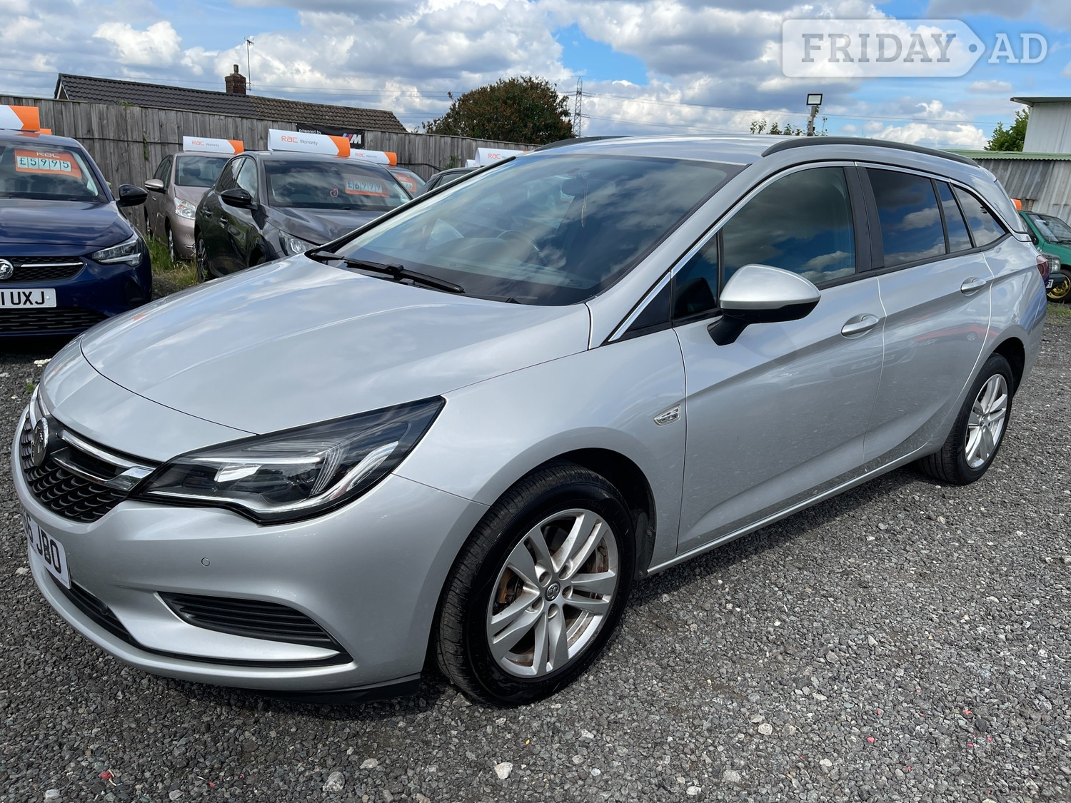 [ berth ]Vauxhall Astra